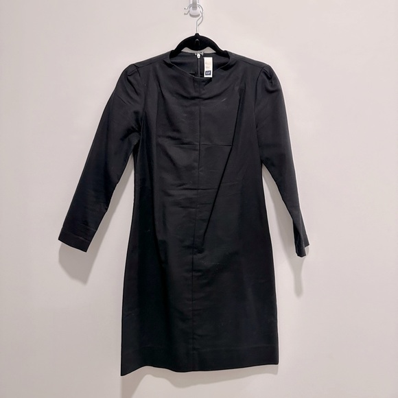 Gap, black dress, size 6, good condition - Picture 1 of 3